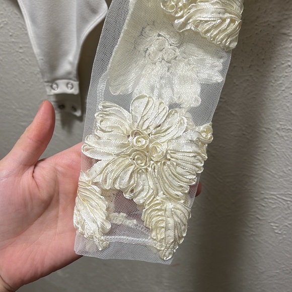 Body suite blouse - Picture 3 of 5